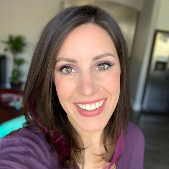 kariscastro